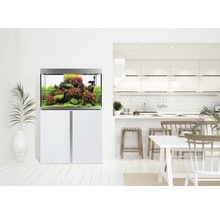 Aquarium mit Unterschrank im modernen Wohnraum