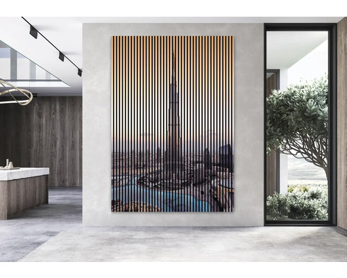 Dekoratives Wandpaneel mit Stadtmotiv in modernem Raum.