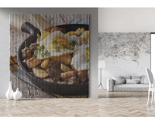 Dekoratives Wandbild mit Speisenmotiv in einem modern eingerichteten Raum.