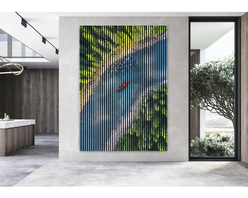 Dekoratives Wandbild mit Fluss und Kanu im modernen Ambiente