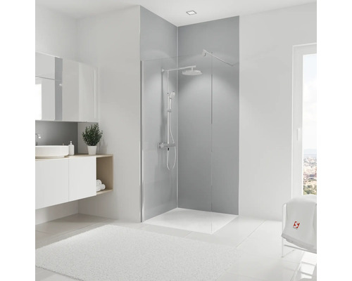 Duschrückwand-Set Schulte Decodesign 2550x900x3 mm Unifarbe hellgrau Badezimmer mit Dusche, Waschtisch, Spiegel und Teppich für ein helles und modernes Ambiente