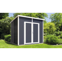 Gartenhaus aus Holz mit Doppeltür im Garten
