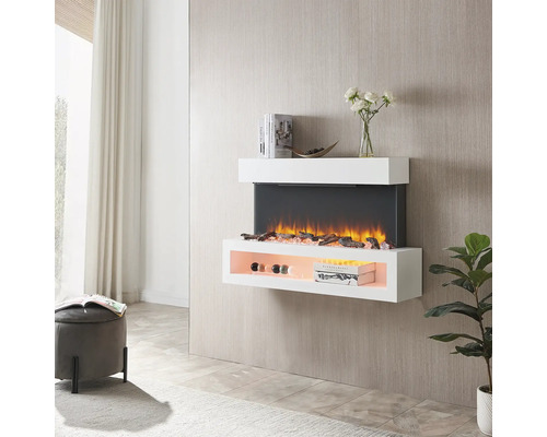 Dekorativer Elektrokamin mit Regalen zur Wandmontage in einem hellen Wohnraum.