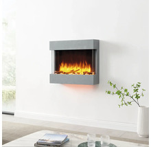 Elektrischer Wandkamin mit Flammeneffekt und Holzscheit-Dekoration im modernen Wohnzimmer
