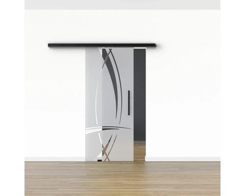 Schiebetür aus Glas mit Streifenmuster vor einer Wand