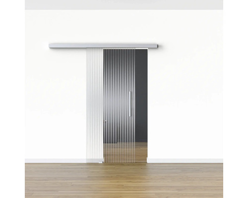 Schiebetür aus Glas mit Griff in einem Zimmer.