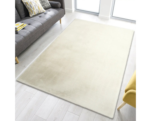 Rechteckiger Teppich aus Kunstfaser im Wohnzimmer