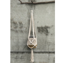 Pflanzenhänger aus Makramee für den Innenbereich