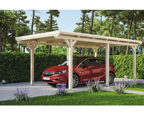 Holz Carport mit Auto im Garten