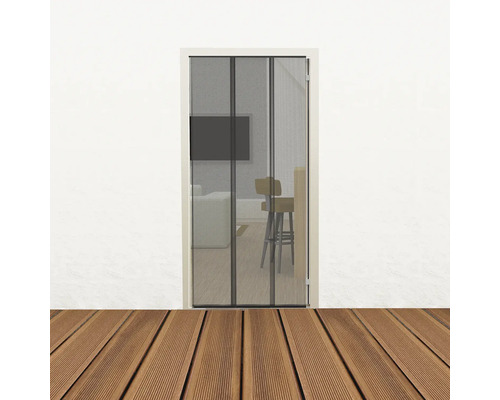 Fliegengittertür im Türrahmen