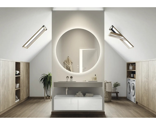 Modernes Badezimmer im Dachgeschoss mit runden Spiegeln und Holzschränken