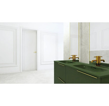Badezimmer mit Doppelwaschtischunterschrank, Waschbecken und Spiegel