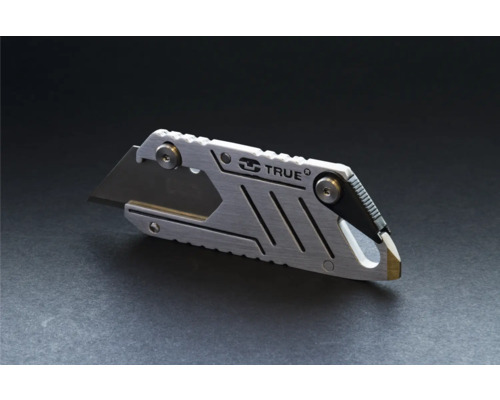 Silbernes Universalmesser von TRUE