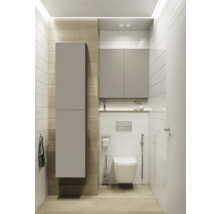 Modernes Badezimmer mit Toilette, Waschbecken und Badezimmermöbeln