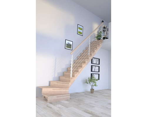 Helle Holztreppe mit Geländer in modernem Interieur