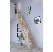 Raumansicht mit Holztreppe mit Geländer