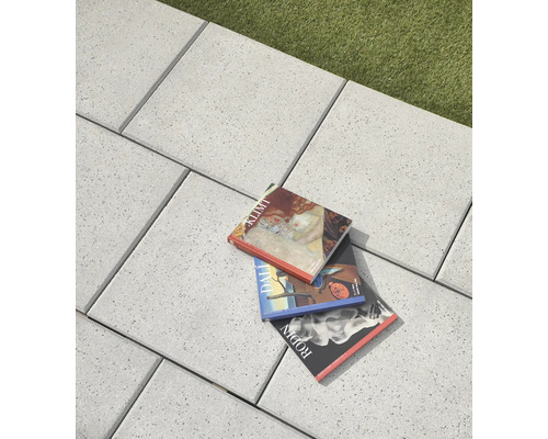 Beton Terrassenplatte Arena quarz 40 x 40 x 3,9 cm Betonplatten im Außenbereich mit Kunstbüchern