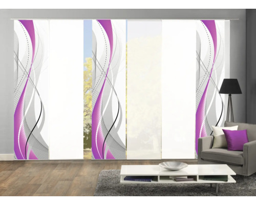 Dekorative Schiebegardinen im Wohnzimmer mit modernem Design.