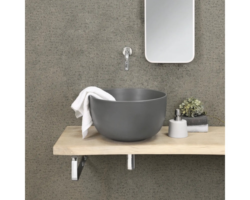 Modernes Badezimmer mit Aufsatzwaschbecken, Spiegel und Holztischplatte