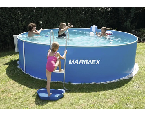 Marimex Frame Pool mit Kindern im Wasser und auf der Leiter im Garten.