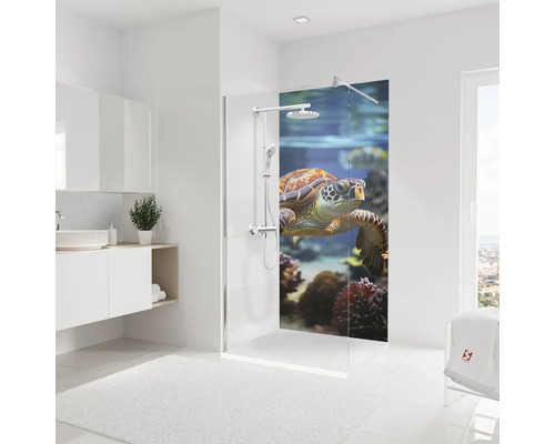 Helles Badezimmer mit Dusche und Schildkröten-Motiv