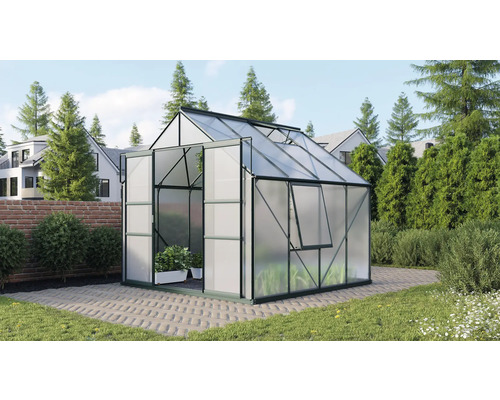 Gewächshaus Vitavia Meridian 2 6700 Hohlkammerplatten 6 mm 257x258 cm smaragd Gewächshaus mit geöffneter Tür und Fenster in einem Garten