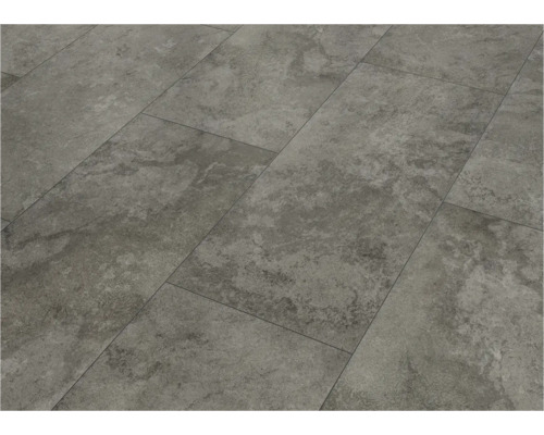 Verlegter Vinylboden in Steinoptik