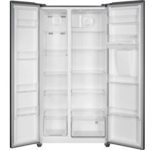 Geöffneter Side-by-Side Kühlschrank mit Regalen und Schubladen