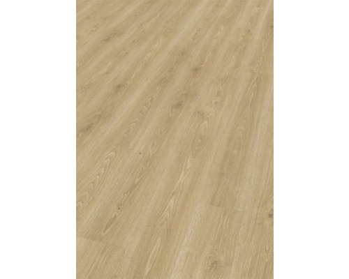 Nahaufnahme eines Laminatbodens mit Holzoptik.