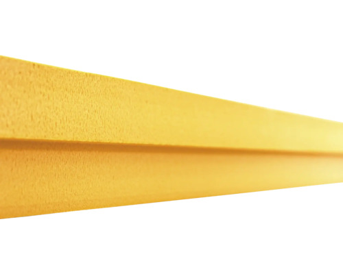 Gelber Holzpfosten im Detail