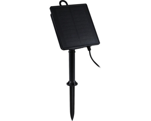 Solarpanel mit Erdspieß zur Stromversorgung von Gartenelementen.