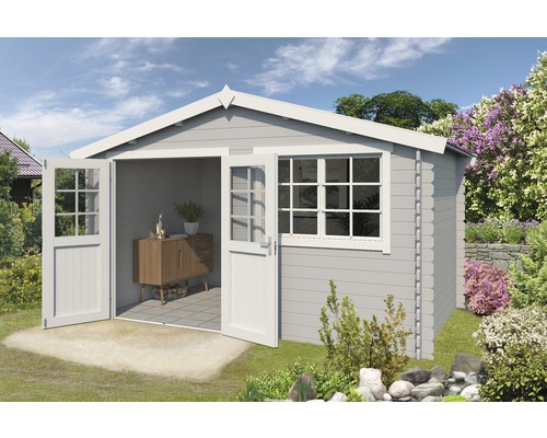 Gartenhaus aus Holz mit geöffneten Doppeltüren und Fenster