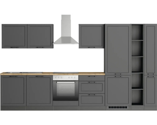 Graue Küchenzeile mit Hängeschränken, Dunstabzugshaube und Einbauherd