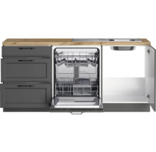 Küchenzeile mit grauen Unterschränken, Arbeitsplatte aus Holz und Geschirrspüler mit geöffneter Tür