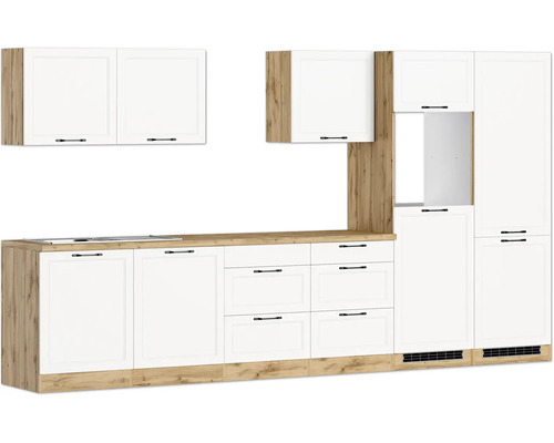 Küchenzeile mit Schränken und Schubladen