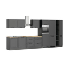 Komplette graue Küche mit Dunstabzugshaube, Herd und Spüle