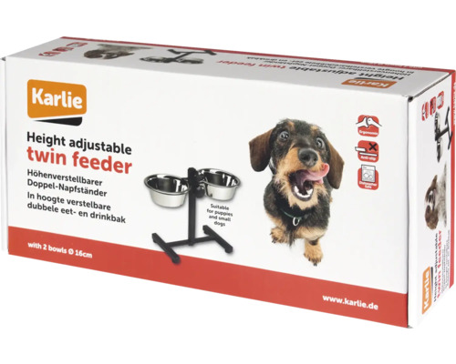 Karlie höhenverstellbarer Doppel-Napfständer in einer Verpackung mit einem Bild eines Dackels.