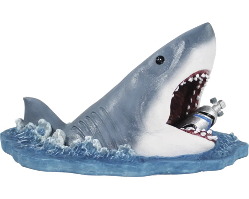 Dekorative Haifischfigur mit Tauchflasche im Maul