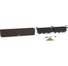 Brauner Pflanzkasten mit Bewässerungssystem und Zubehör