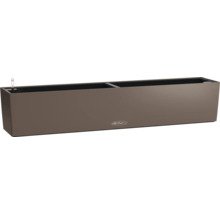 Rechteckiger Pflanzkasten mit Bewässerungssystem und Lechuza Logo.