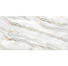 Dekorfliese in Marmoroptik mit Goldakzenten