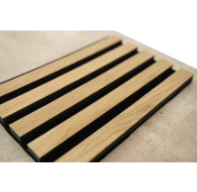 Holzpaneel für Wand- und Deckengestaltung