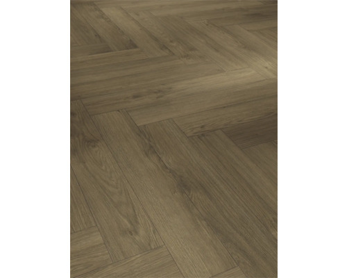 Verlegung von Laminatboden im Fischgrätmuster