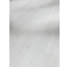 Helle Holzbodenpaneele verlegt