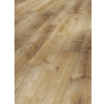 Verlegter Laminatboden mit Holzstruktur