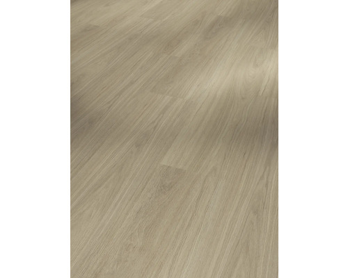 Nahaufnahme eines hellen Laminatbodens mit Holzoptik