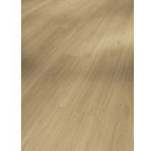Verlegter Laminatboden in Holzoptik