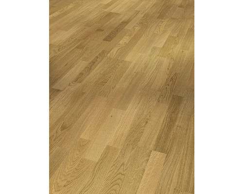 Verlegter Parkettboden aus Holz