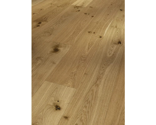 Verlegte Landhausdielen aus Eichenholz