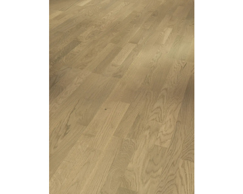 Verlegter Holzboden aus Eiche.